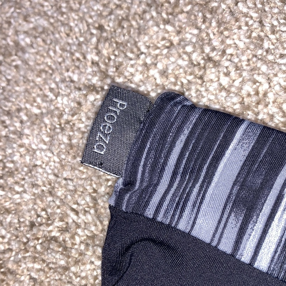 Proeza Black Gray Golf Tennis Skort Skirt Size S - Picture 4 of 7